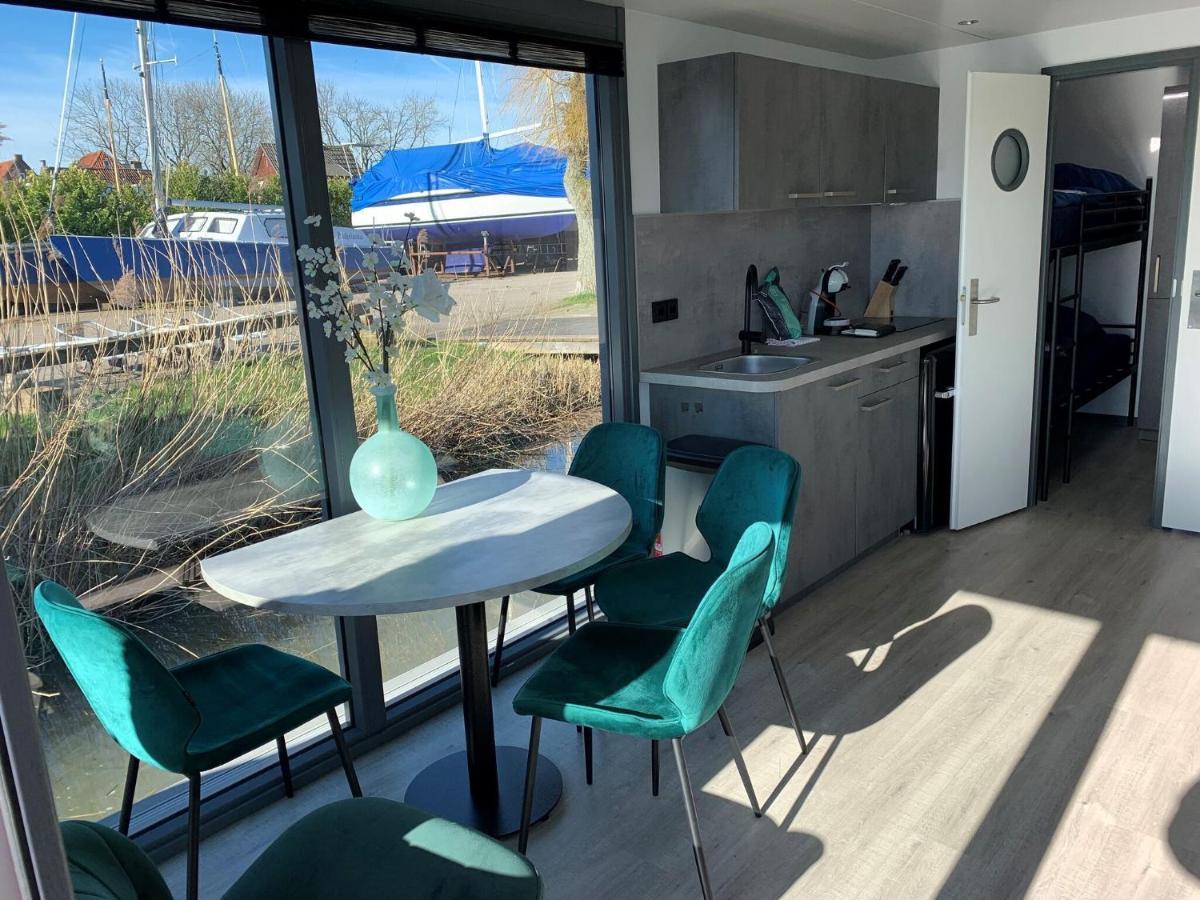 Waterfront Houseboat Near The Centre 호텔 모니켄담 외부 사진