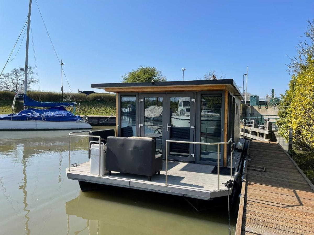 Waterfront Houseboat Near The Centre 호텔 모니켄담 외부 사진